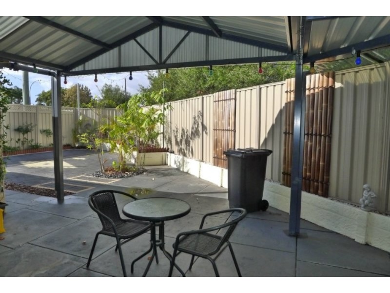 21 Amherst Road, Canning Vale WA 6155