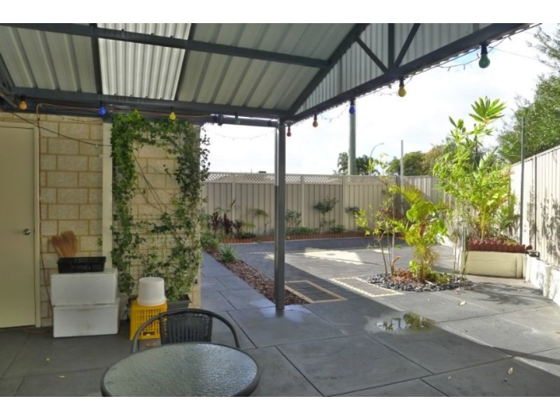 21 Amherst Road, Canning Vale WA 6155