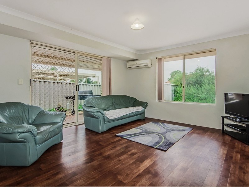 13 Salter Place, Parmelia WA 6167