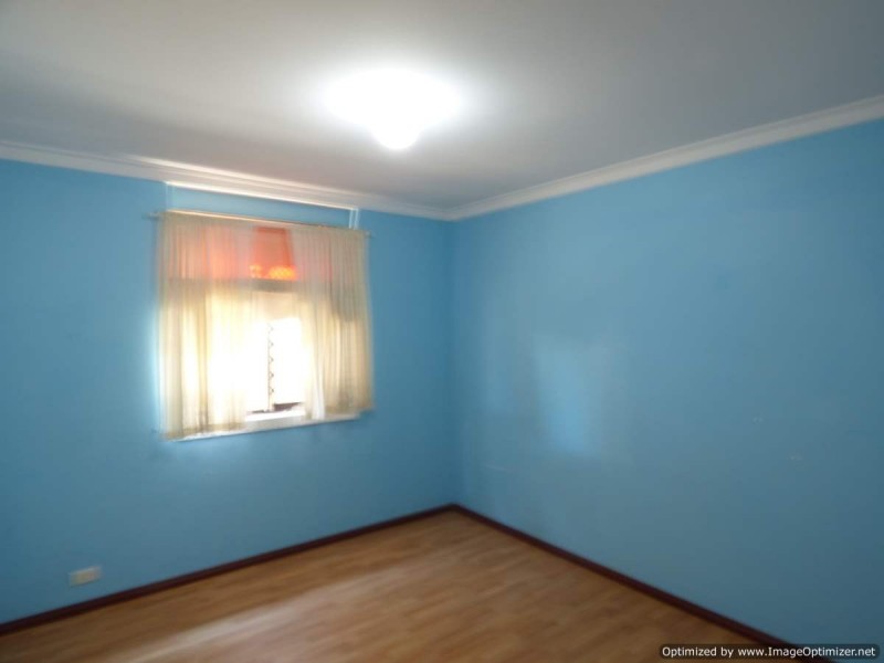 182 Berehaven Avenue, Thornlie WA 6108