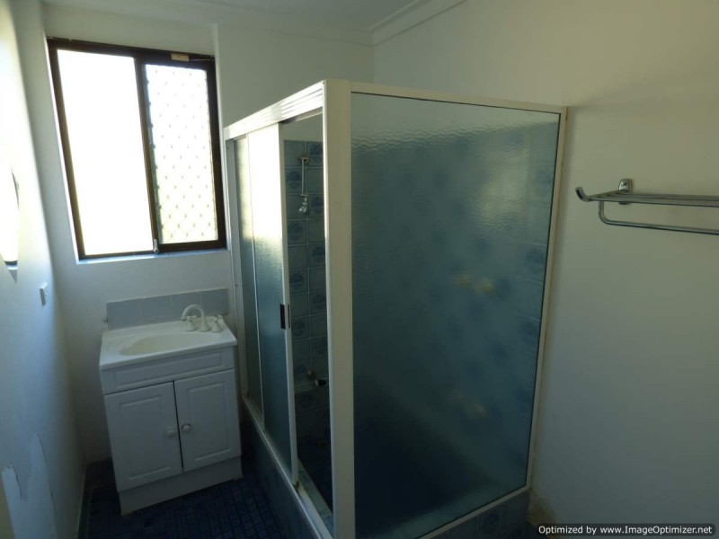 182 Berehaven Avenue, Thornlie WA 6108