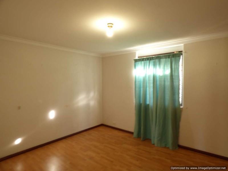 182 Berehaven Avenue, Thornlie WA 6108