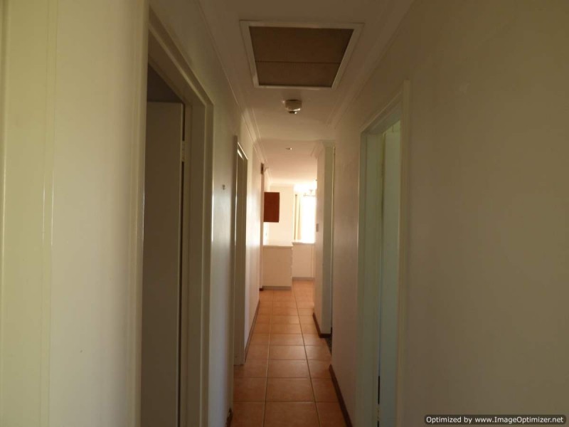 182 Berehaven Avenue, Thornlie WA 6108