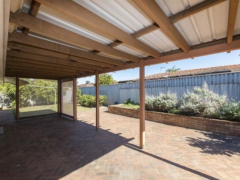 11C Miller Place, Booragoon WA 6154