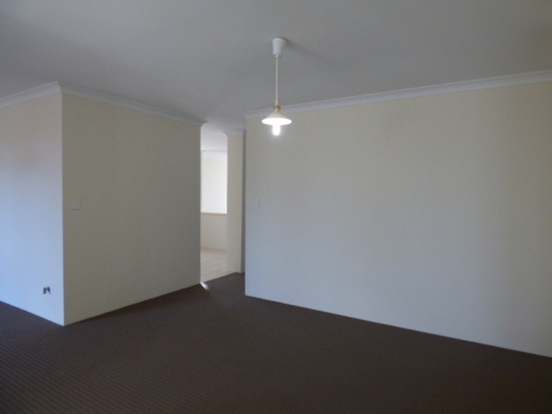 9 Ballater Heights, Bibra Lake WA 6163