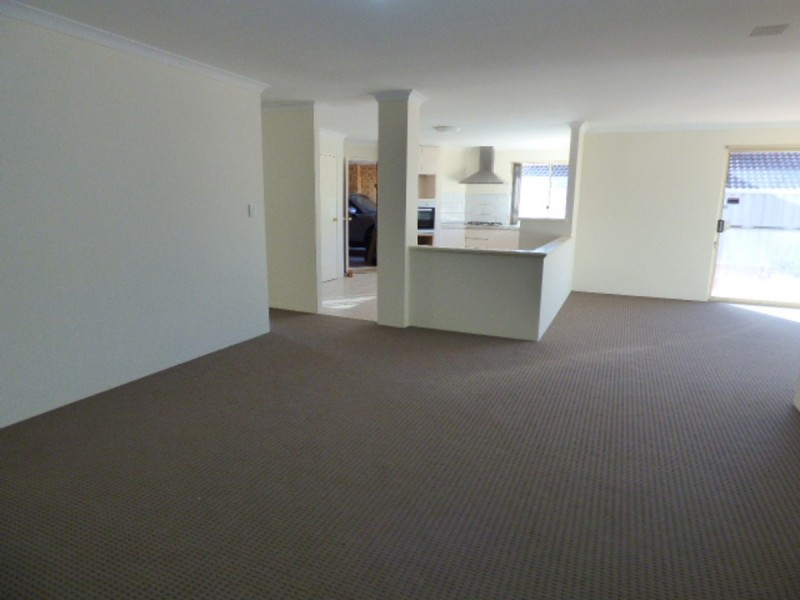 9 Ballater Heights, Bibra Lake WA 6163