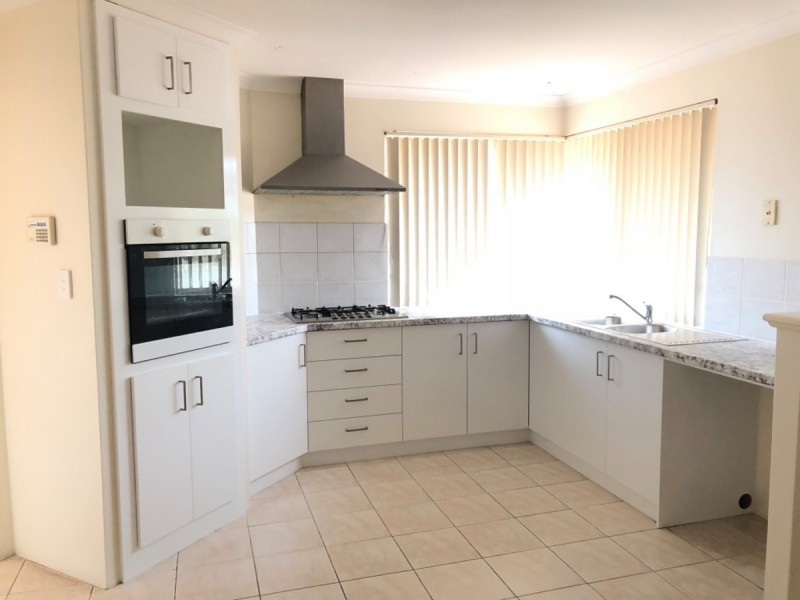 9 Ballater Heights, Bibra Lake WA 6163