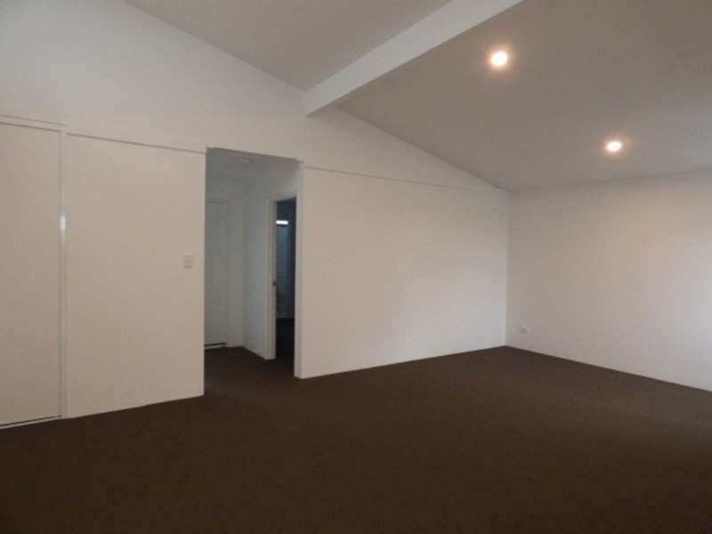 24 Wheaton Street, Southern River WA 6110