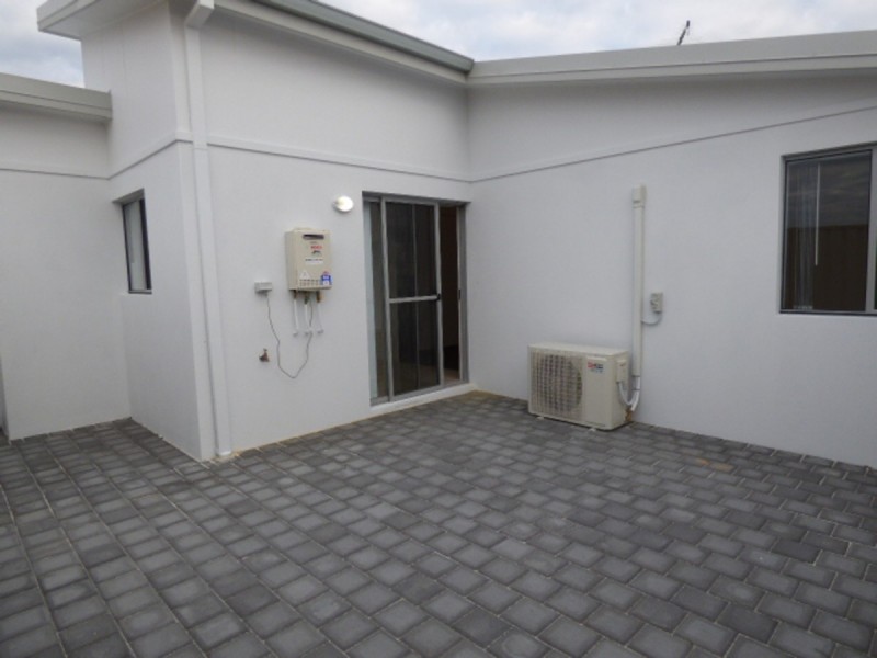 24 Wheaton Street, Southern River WA 6110