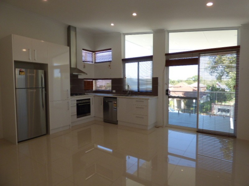 2/48 Frederick Street, Belmont WA 6104