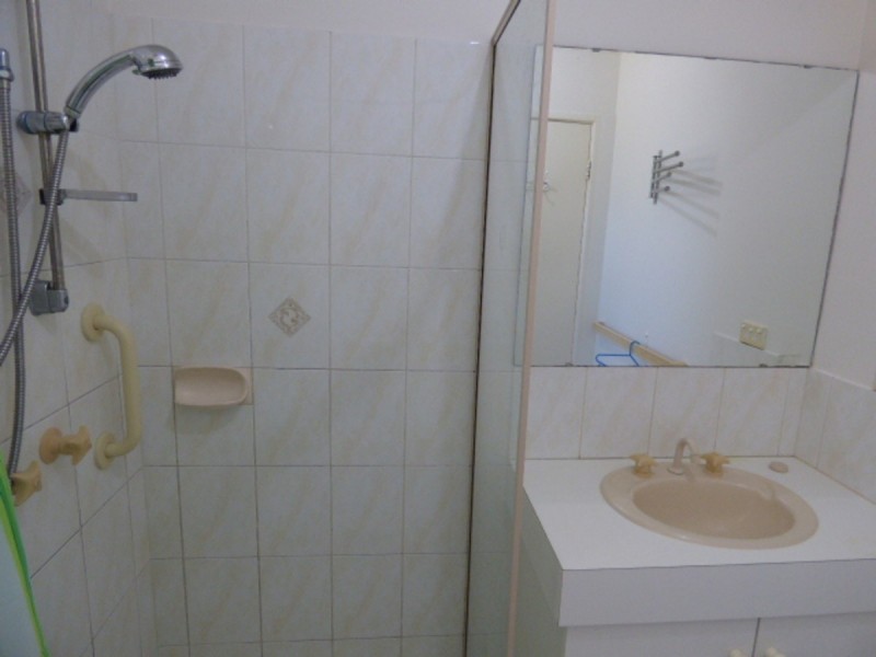 16 Chisholm Circle, Seville Grove WA 6112