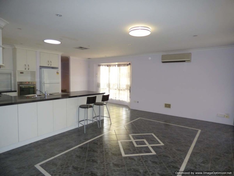 22 Blandfield Way, Parkwood WA 6147