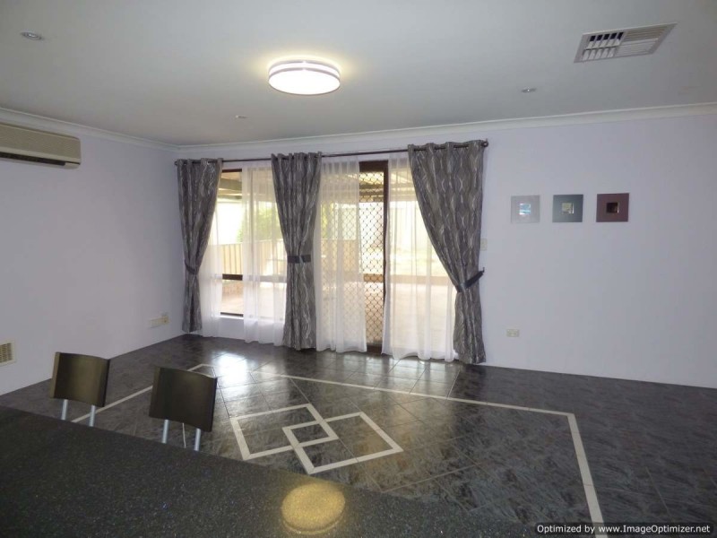 22 Blandfield Way, Parkwood WA 6147