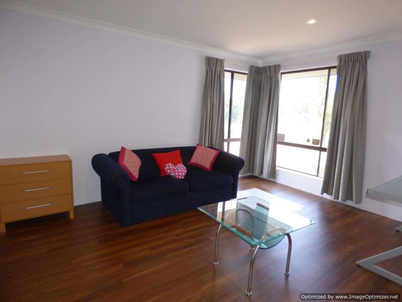 22 Blandfield Way, Parkwood WA 6147