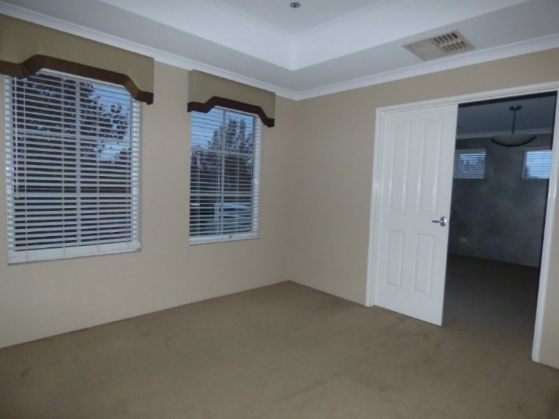 34 Brennan Avenue, Canning Vale WA 6155