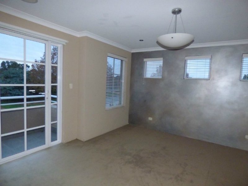 34 Brennan Avenue, Canning Vale WA 6155