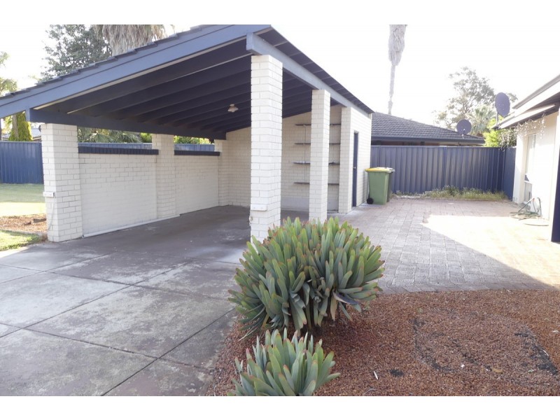 40 Romney Way, Parkwood WA 6147