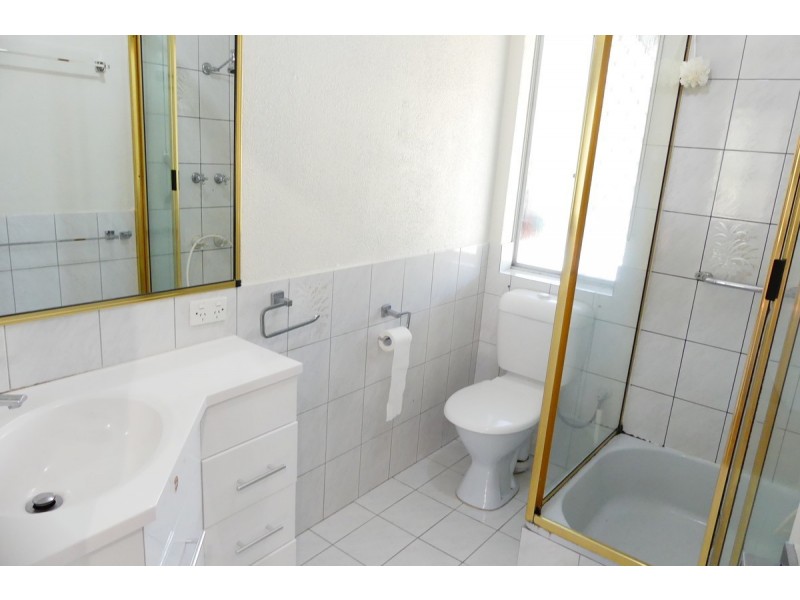 40 Romney Way, Parkwood WA 6147