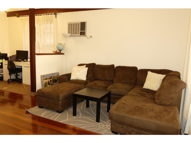 42 Romney Way, Parkwood WA 6147