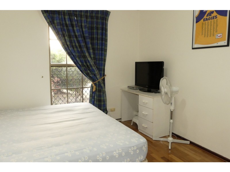 42 Romney Way, Parkwood WA 6147