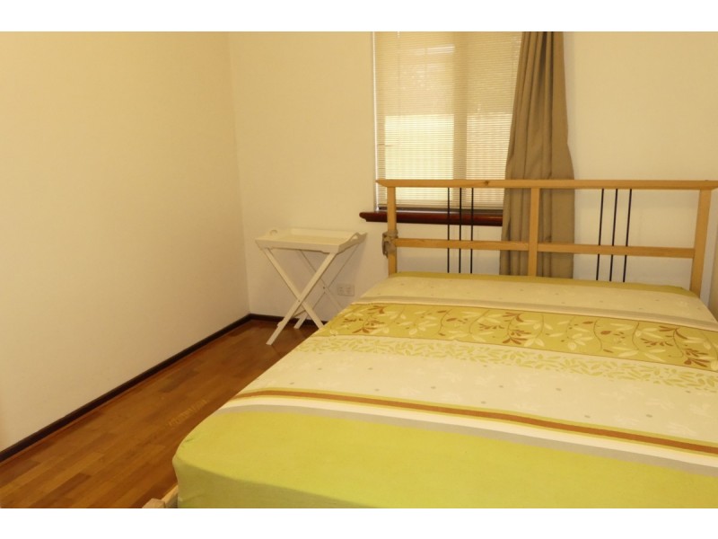 42 Romney Way, Parkwood WA 6147