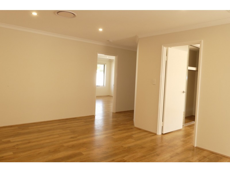 38 Canavan Crescent, Manning WA 6152