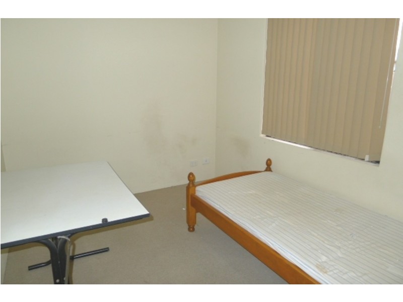 3/8 Brinkley Street, Cannington WA 6107