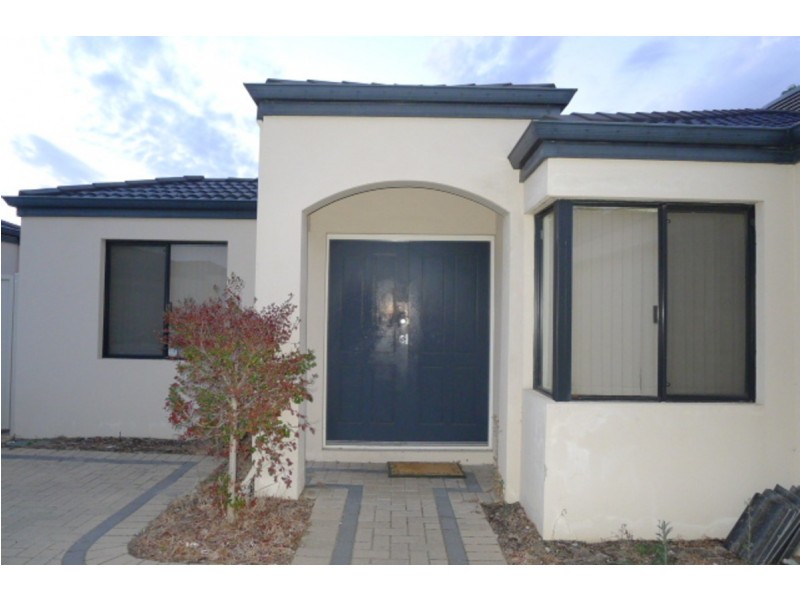 3/8 Brinkley Street, Cannington WA 6107