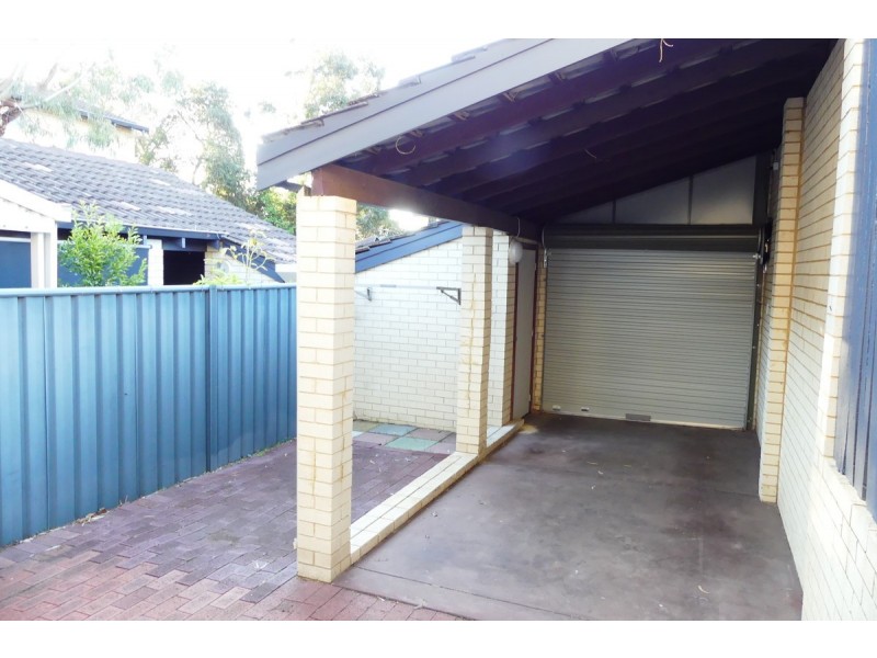 7/4 RYRIE Avenue, Como WA 6152
