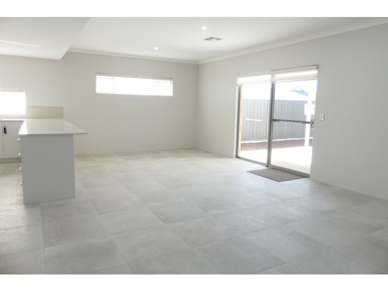 21 Lovage Street, Banjup WA 6164