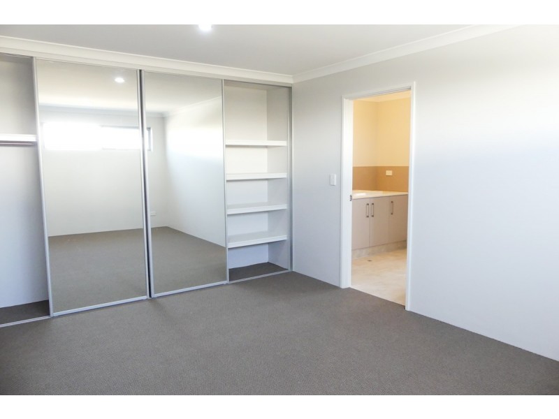 21 Lovage Street, Banjup WA 6164