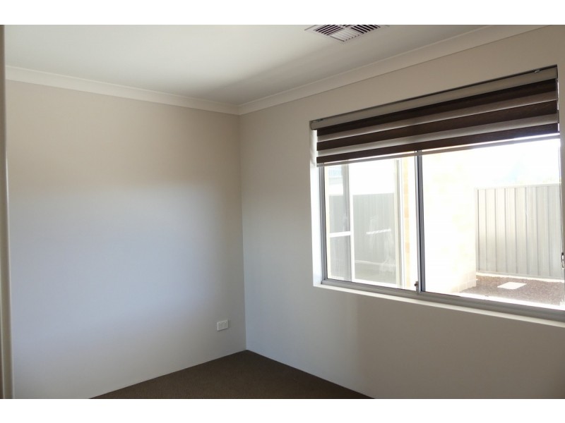 21 Lovage Street, Banjup WA 6164