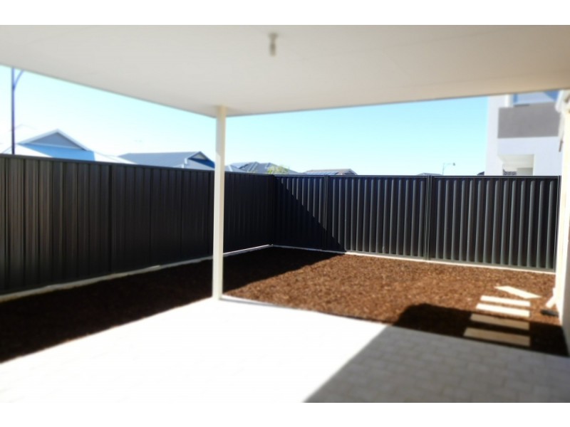 21 Lovage Street, Banjup WA 6164