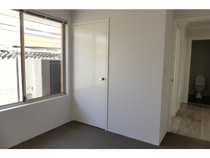 31 Strive Loop, Girrawheen WA 6064