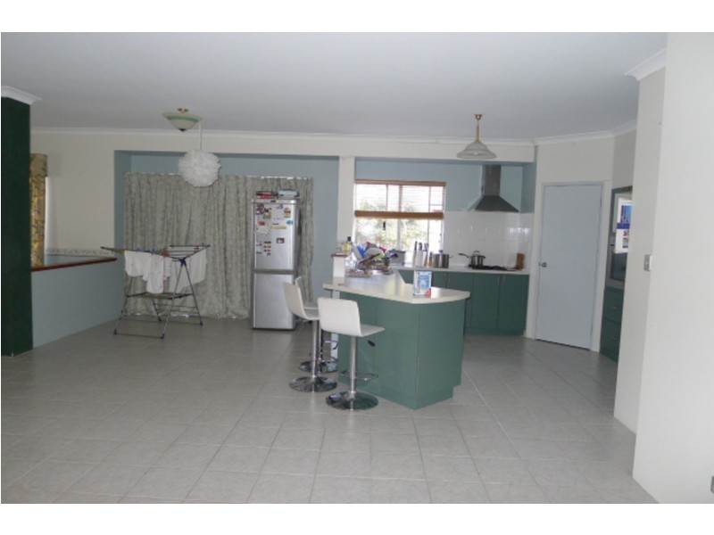 7 Spelthorne Way, Wellard WA 6170