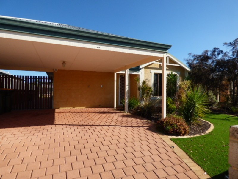 76 Larrawa Circle, Ellenbrook WA 6069