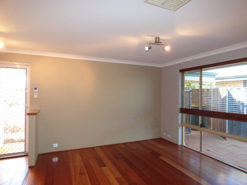 76 Larrawa Circle, Ellenbrook WA 6069