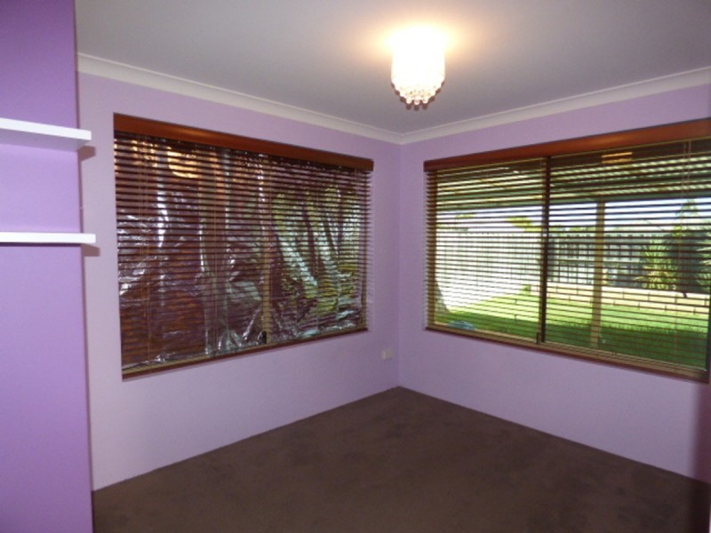 76 Larrawa Circle, Ellenbrook WA 6069