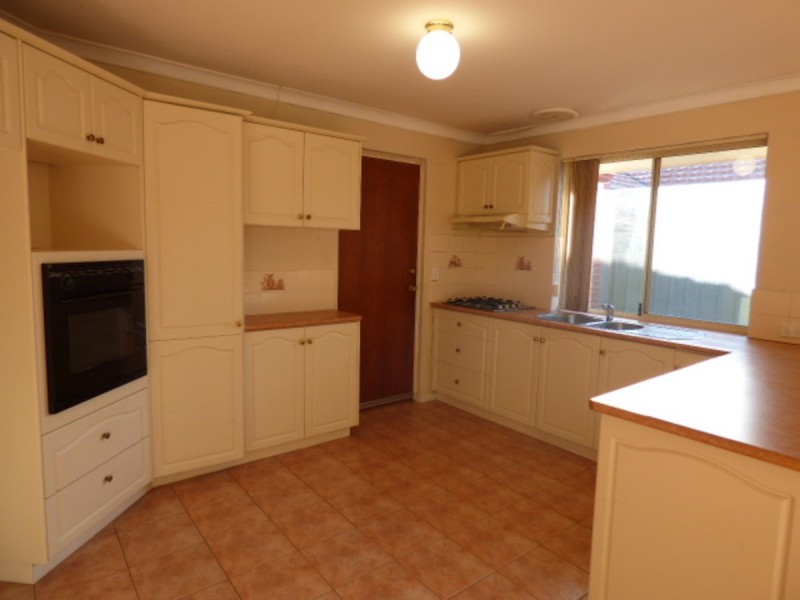 29 Davidia Lake Drive, Canning Vale WA 6155