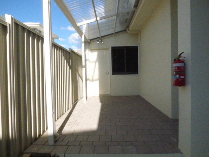 4/48 Frederick Street, Belmont WA 6104