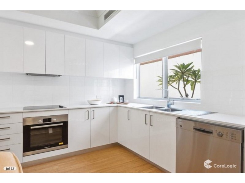 16/271 Selby Street, Churchlands WA 6018