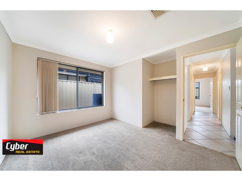 9 Danaine Street, Success WA 6164