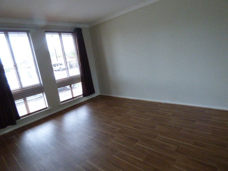 4 Bow Street, Wilson WA 6107