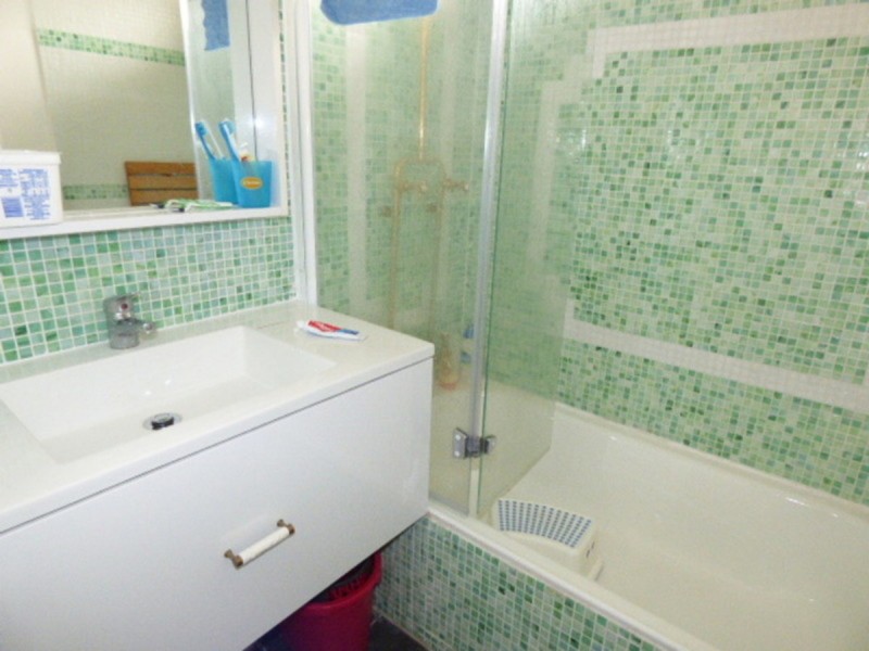 4 Bow Street, Wilson WA 6107