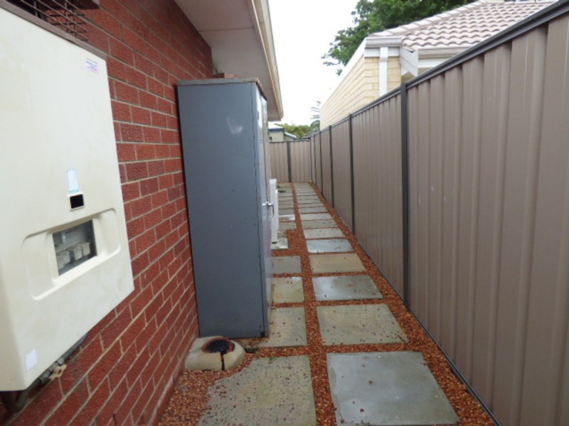 4 Bow Street, Wilson WA 6107