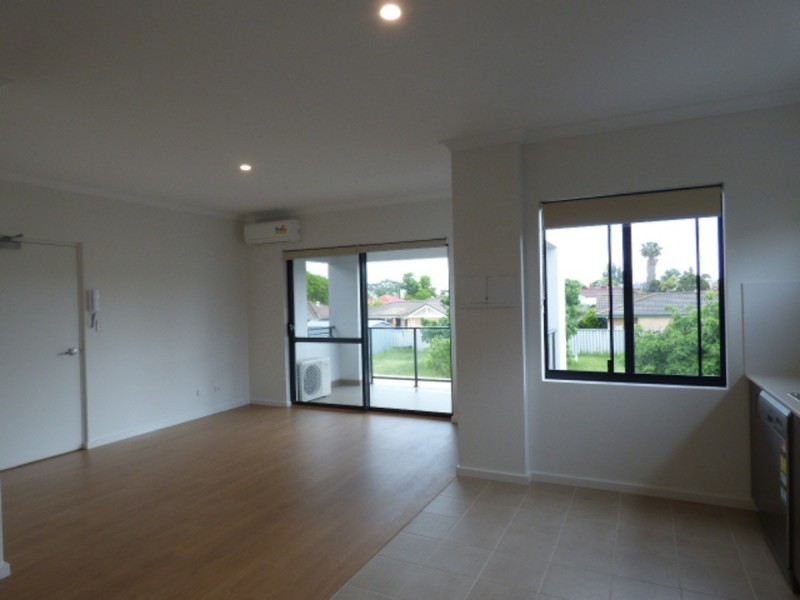 7/73 Hardey Road, Belmont WA 6104