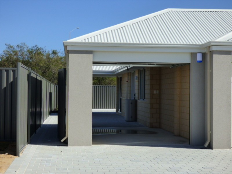 1/13 Jamison Grove, Wellard WA 6170