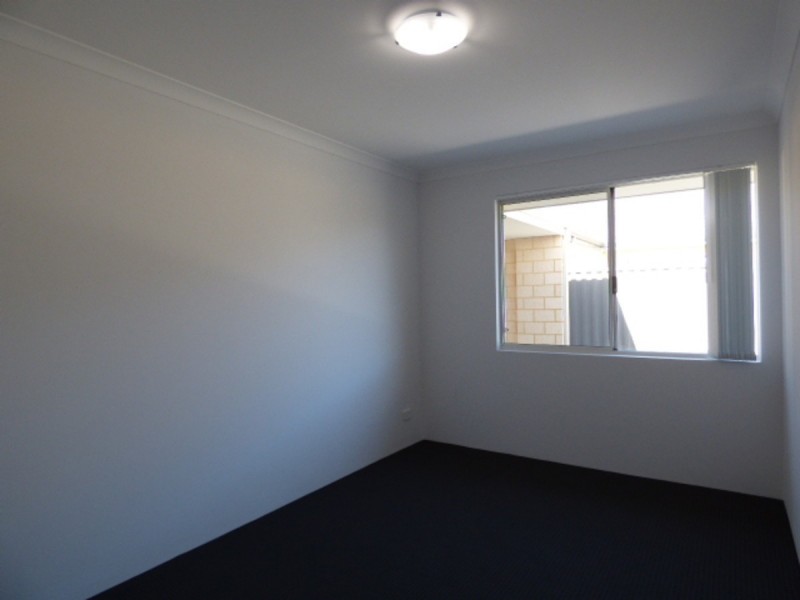 1/13 Jamison Grove, Wellard WA 6170