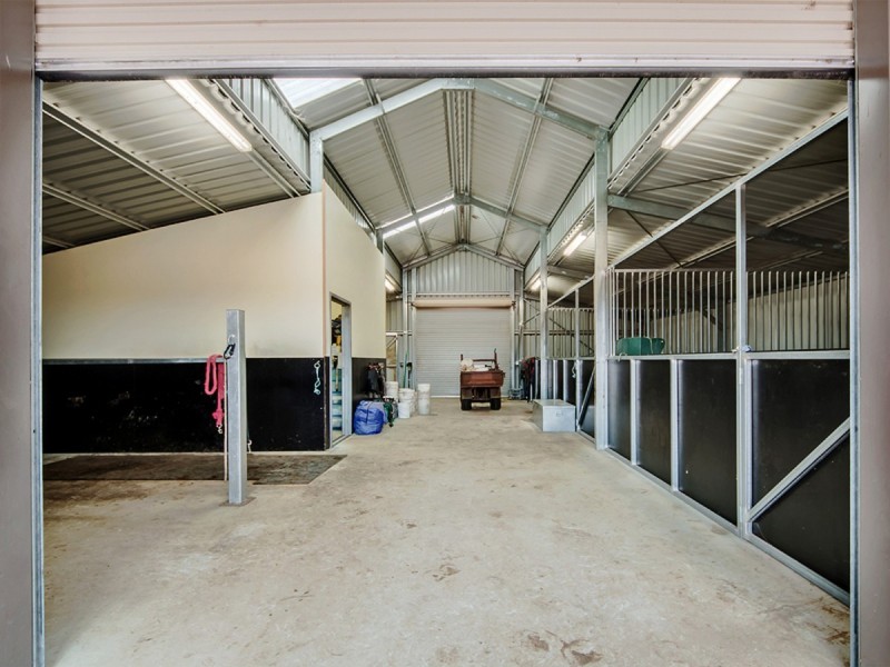 215 Summerfield Road, Serpentine WA 6125