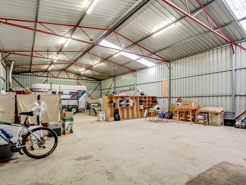 215 Summerfield Road, Serpentine WA 6125